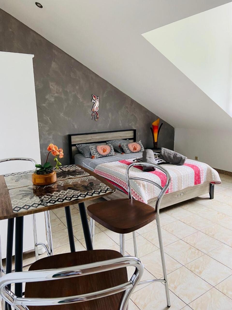 Saint-Paul Le Caillou Blanc Bed & Breakfast 部屋 写真